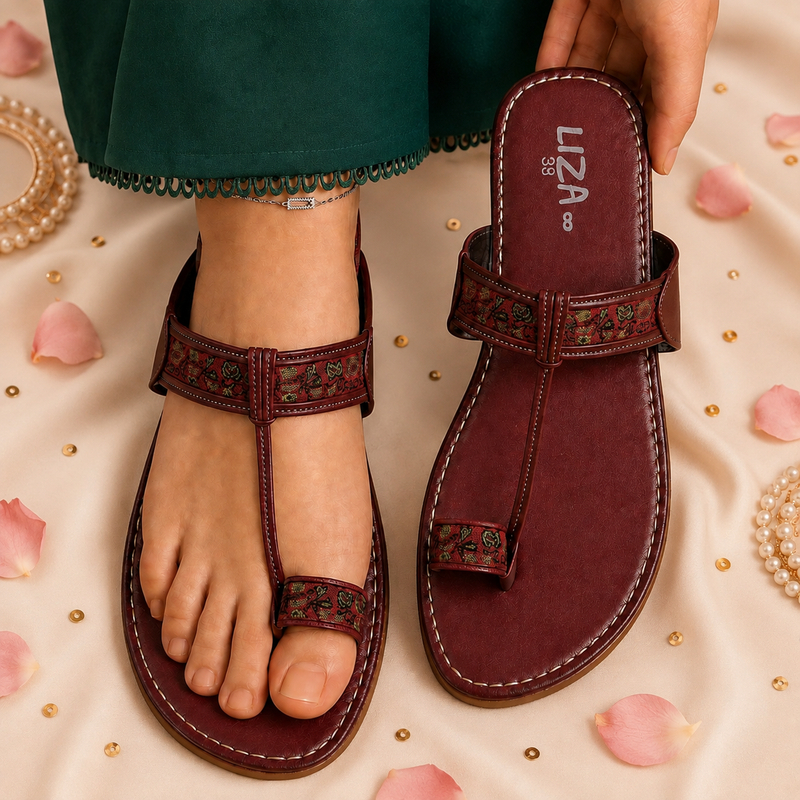 Maroon Classic Floral  print Kolhapuri